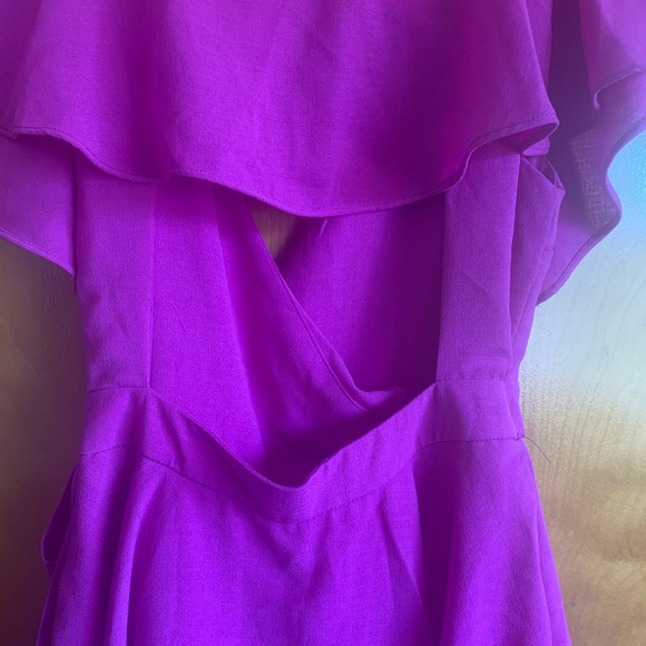 NWT Flutter Tie Front Romper - Picture 6 of 6